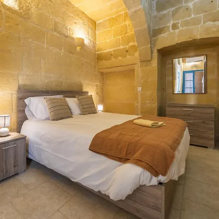 6 - Family X 3 By Solea Gharb (Gozo)