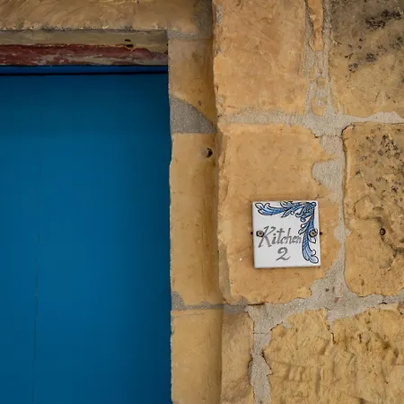 Guest house 6 - Family X 3 By Solea Gharb (Gozo)
